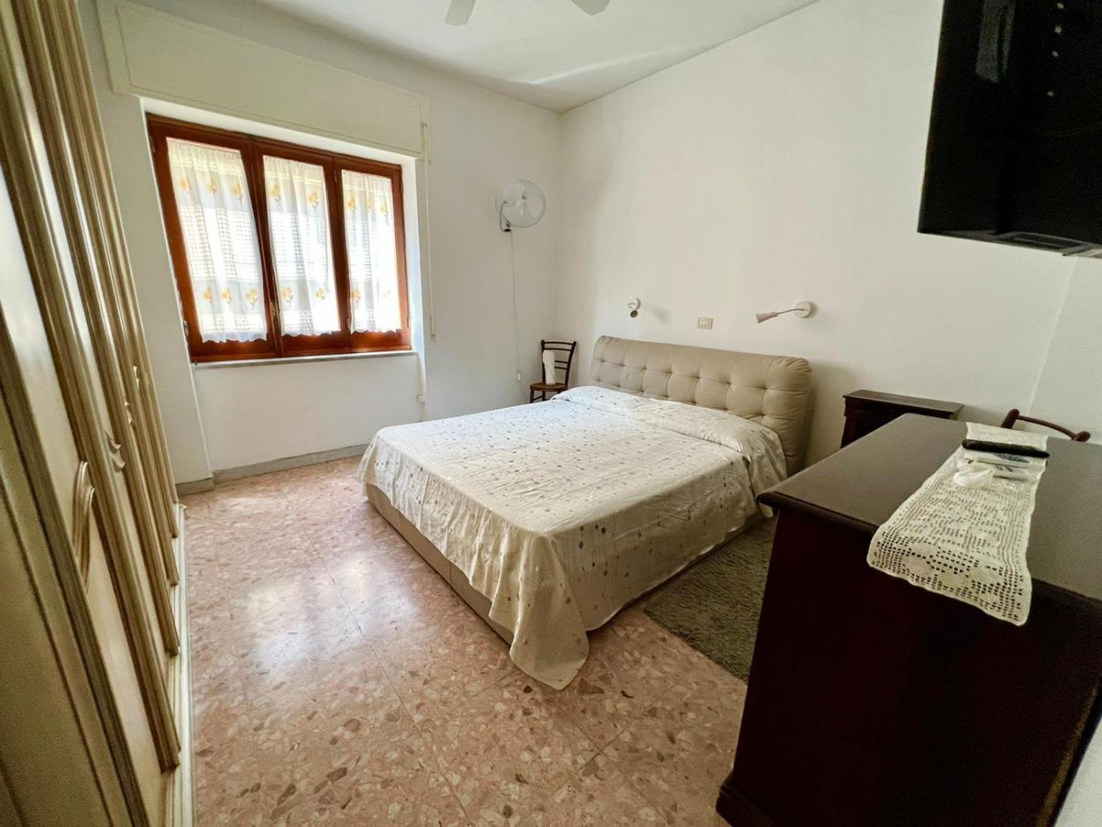 Ferienwohnung Casa Relax Nel Centro Storico Con Posto Auto Vico Equense Exterior foto