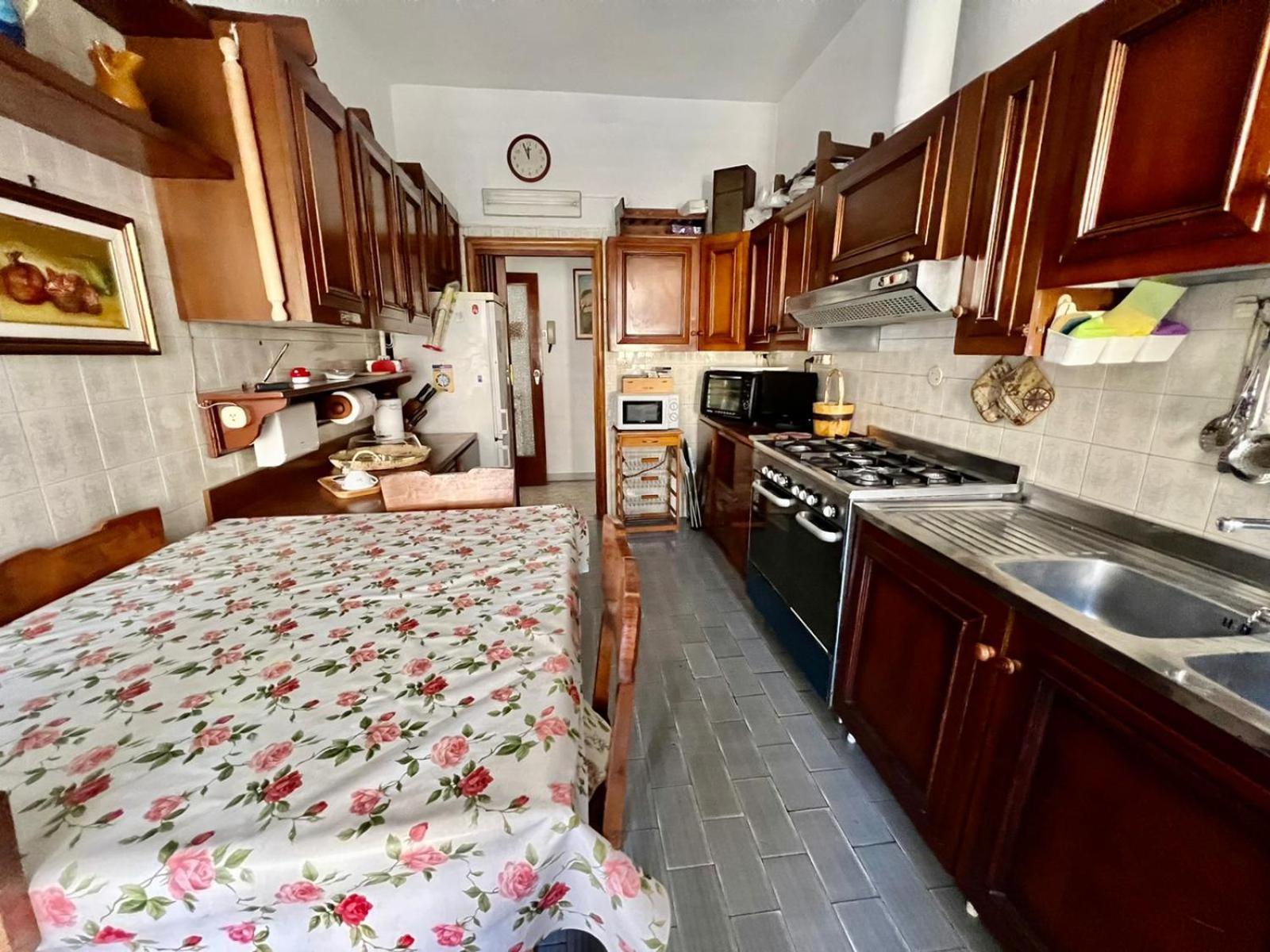 Ferienwohnung Casa Relax Nel Centro Storico Con Posto Auto Vico Equense Exterior foto